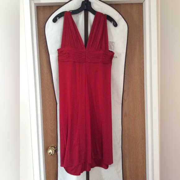 BcBgMaxAzria -like new - Picture 3 of 5